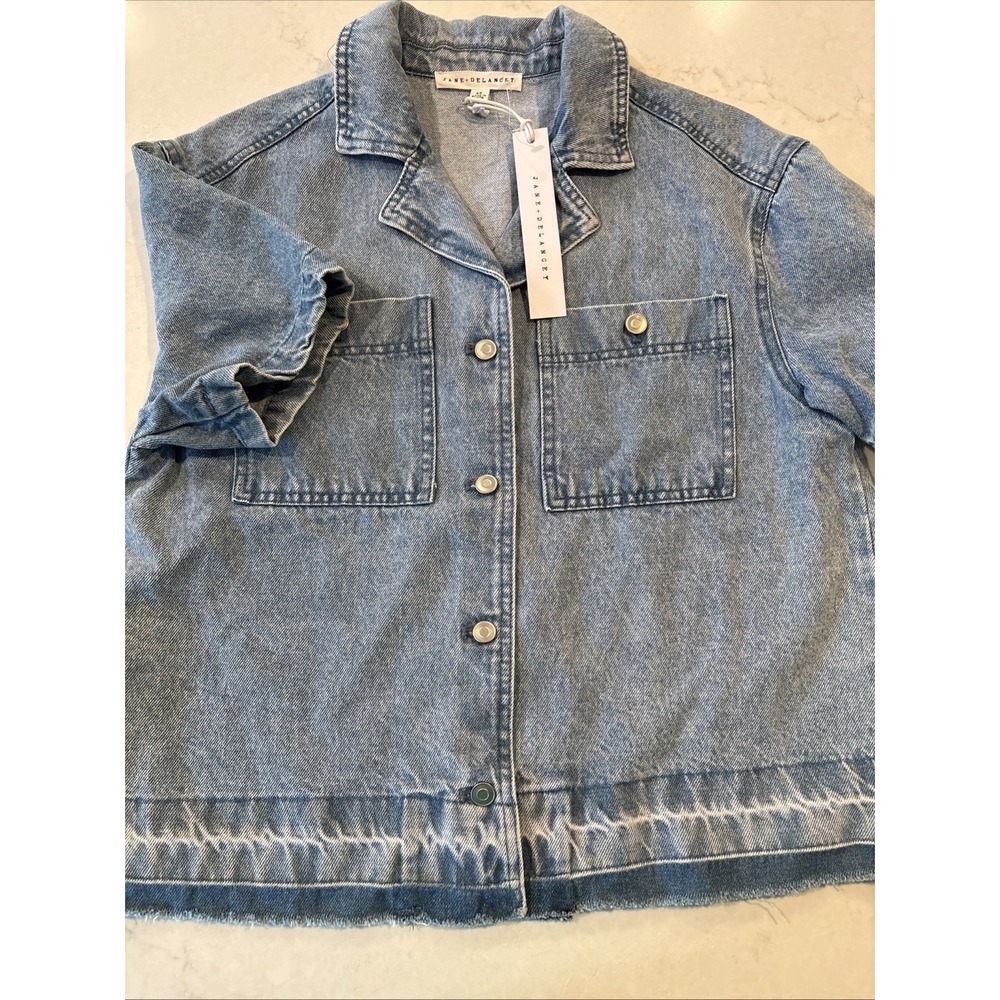 Jane+Delancey Women's XS Medium Wash Short Sleeve Denim Shirt Raw Hem Jean Crop